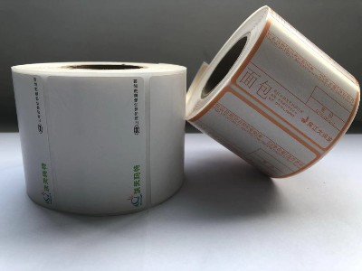 不干胶标签这样使用光油，效果超乎你想象。